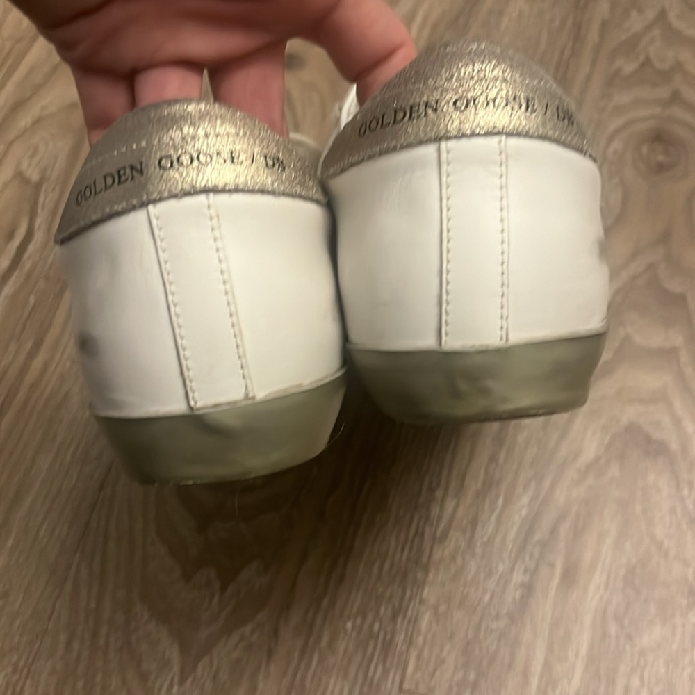 Golden Goose White Sneakers with Gold Star - Picture 4 of 5